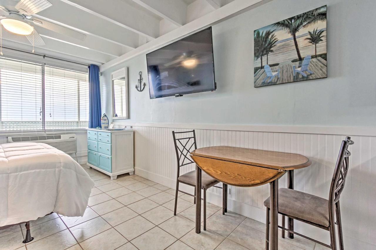 Panama City Beach Studio With Pool And Beach Access Exterior photo