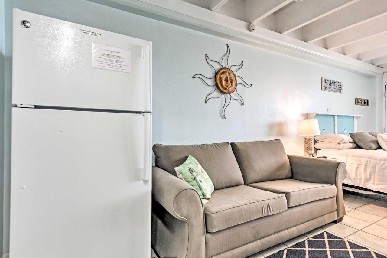 Panama City Beach Studio With Pool And Beach Access Exterior photo